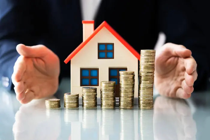 Découvrez nos conseils pour réussir votre premier investissement immobilier : maximisez vos revenus locatifs et évitez les erreurs courantes grâce à notre formation.