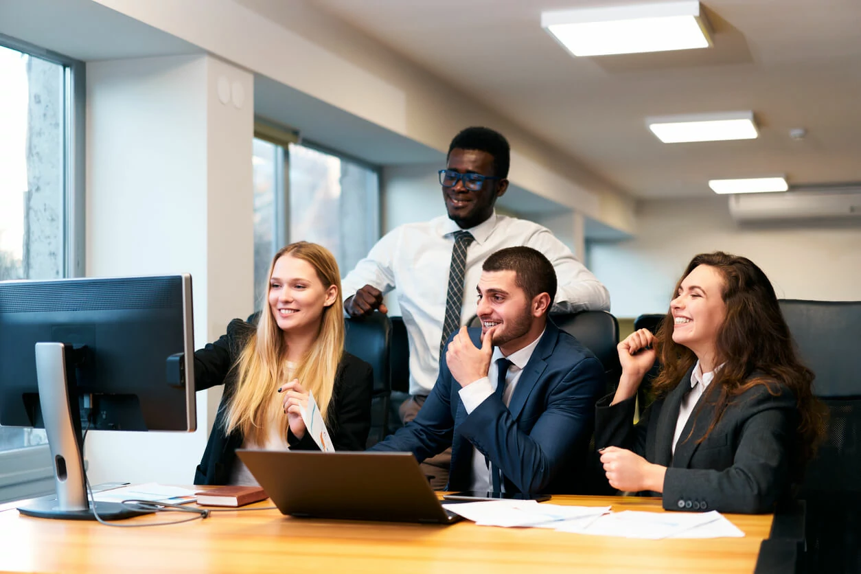 Vous apprenez à lire une grille de taux, à anticiper les refus et à adapter votre stratégie sans blocage émotionnel. Cette formation crédit immobilier aborde aussi le blanchissement, la directive, l’IAS et les obligations des intermédiaires des opérations.