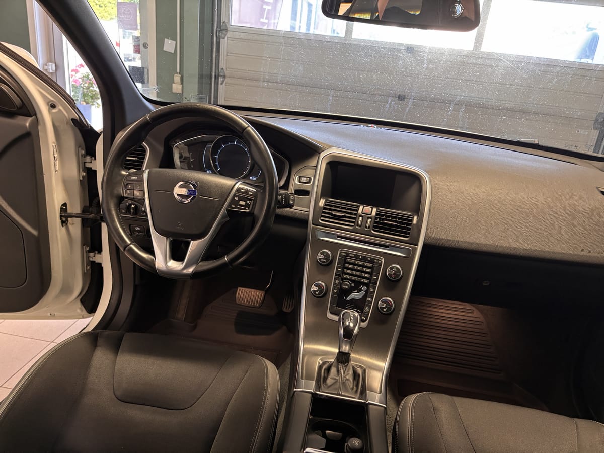 Volvo XC60 D4 AWD Geartronic Momentum Euro 5