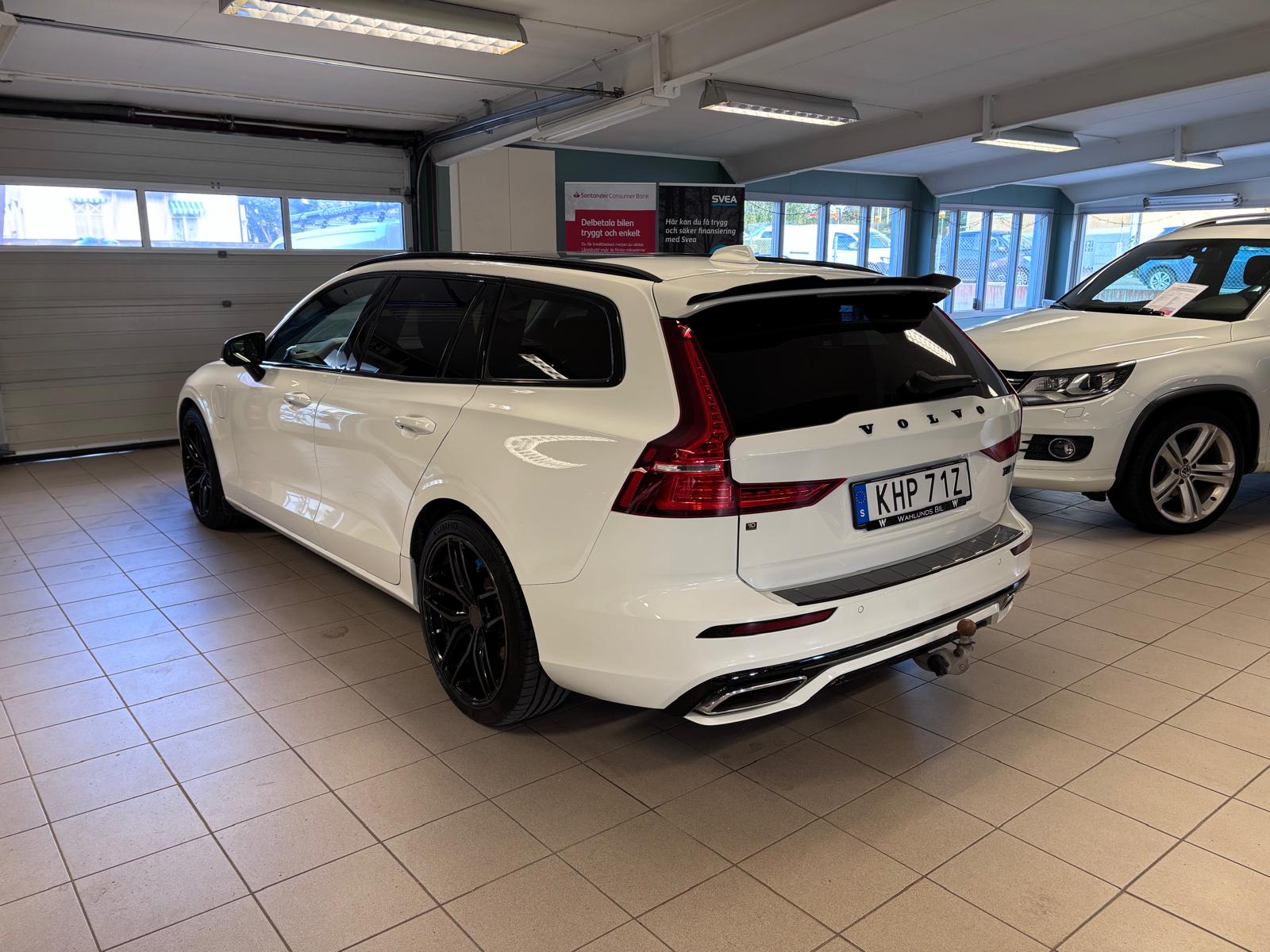 Volvo V60 Recharge T8 AWD Geartronic R-Design Euro 6