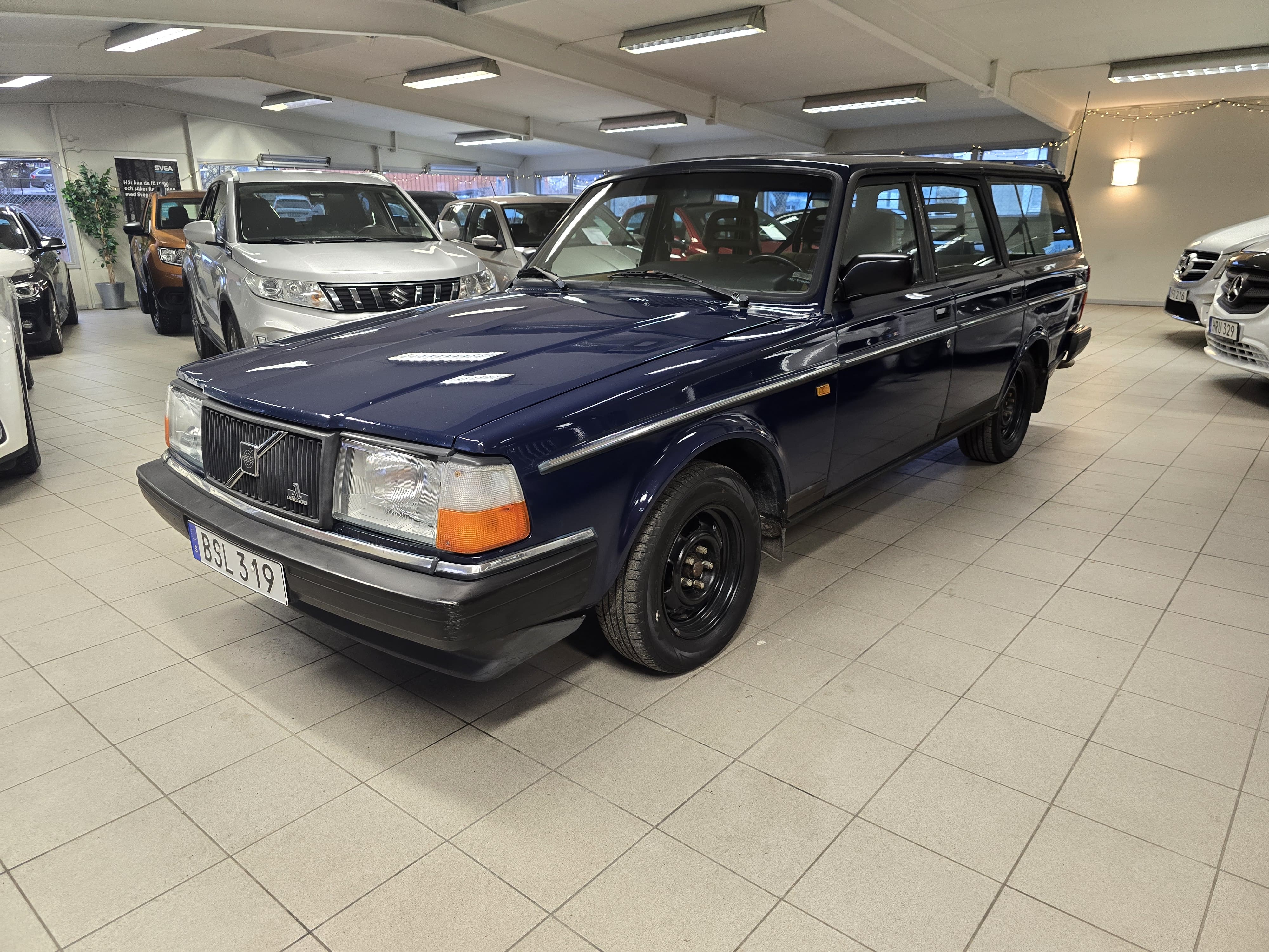 Volvo 245