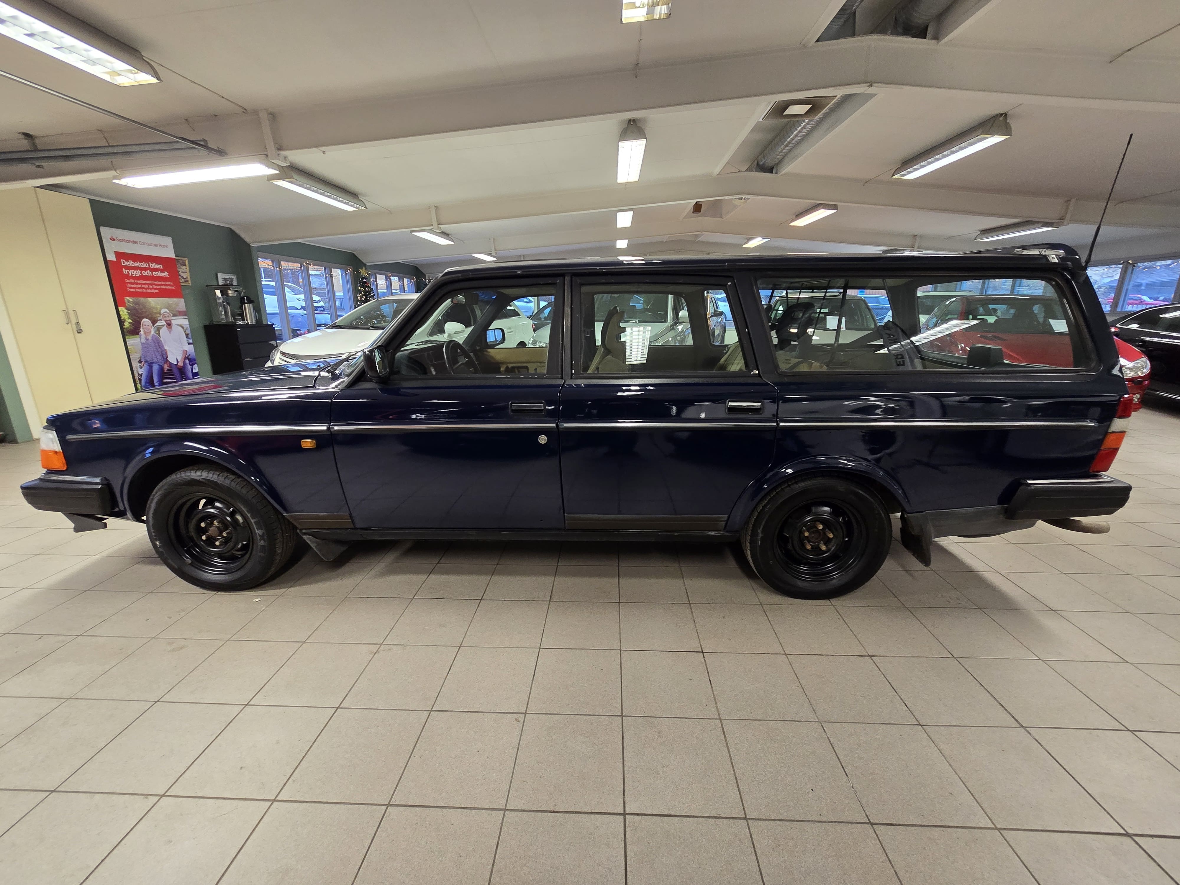 Volvo 245