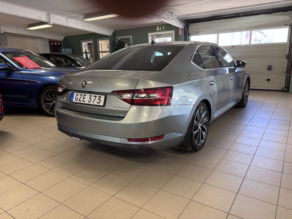Skoda Superb 2.0 TDI SCR L&K Euro 6