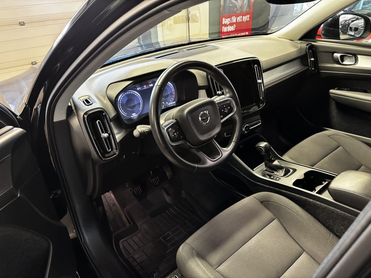 Volvo XC40 T2 Momentum Euro 6