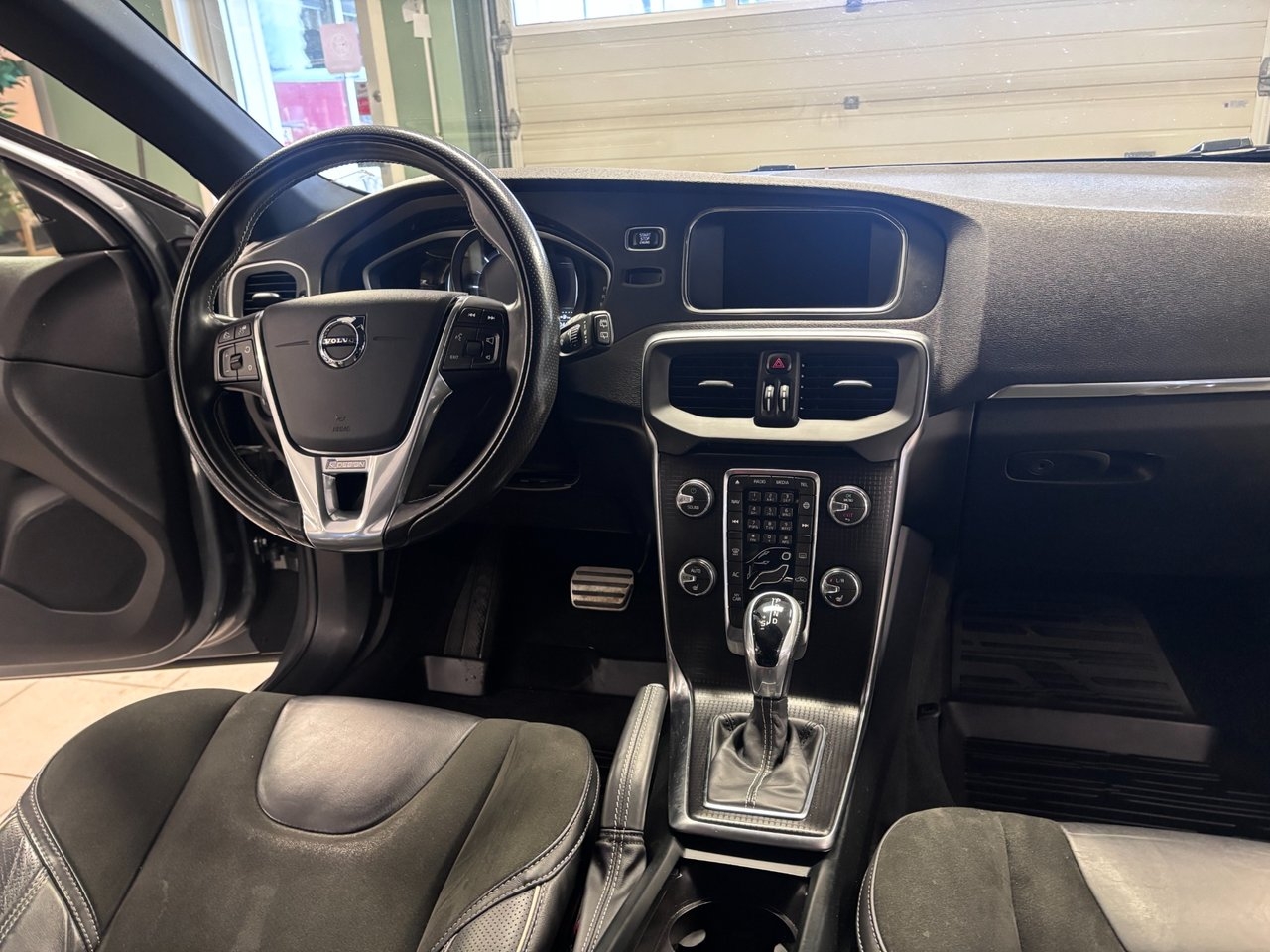Volvo V40 D2 Geartronic R-Design Euro 6