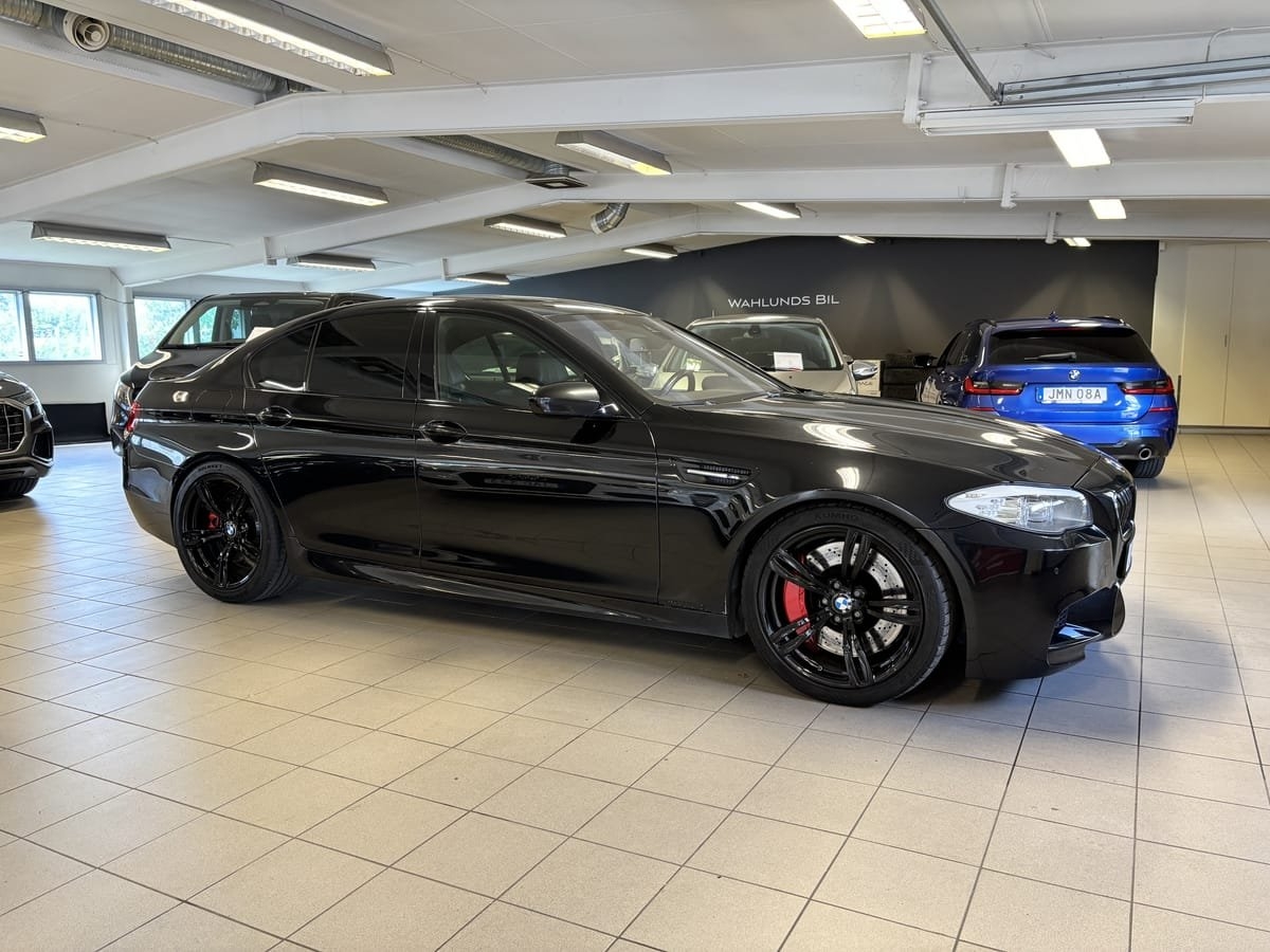 BMW M5 DCT Euro 5