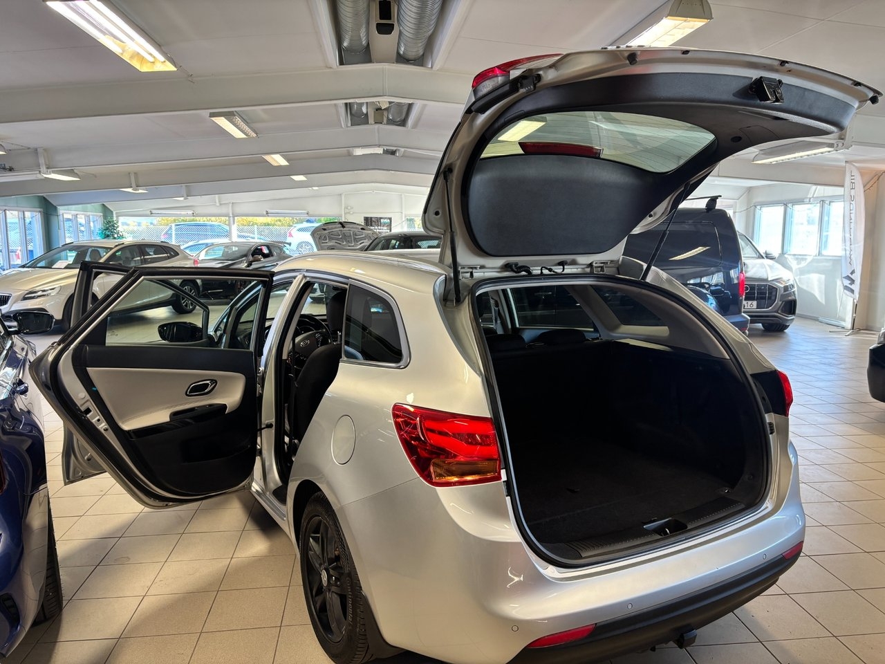 Kia Ceed cee'd_sw 1.6 CRDi EX Comfort Euro 5