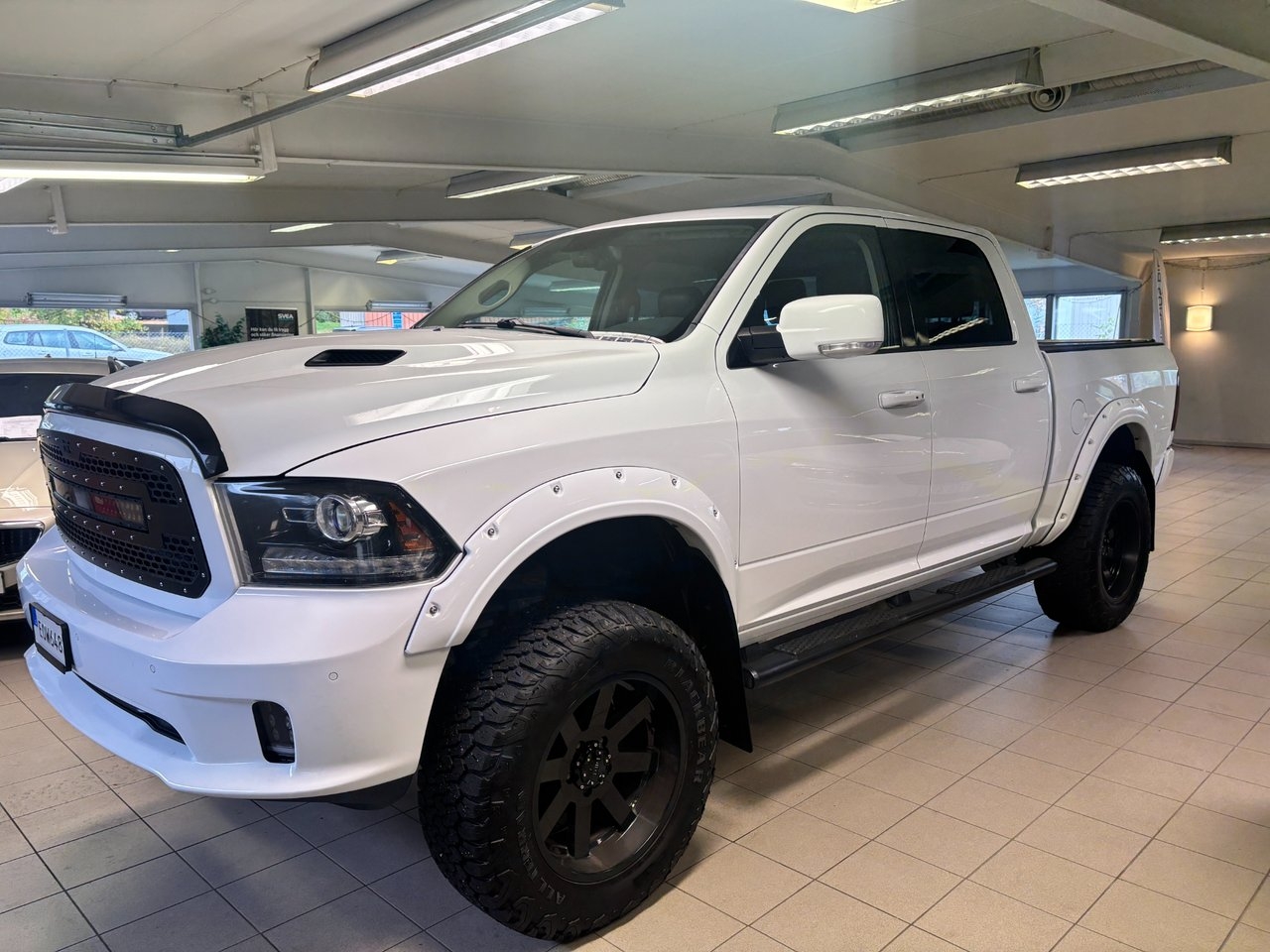 RAM 1500 Dubbelhytt 5'7" 5.7 V8 HEMI 4x4TorqueFlite SPORT Euro 5