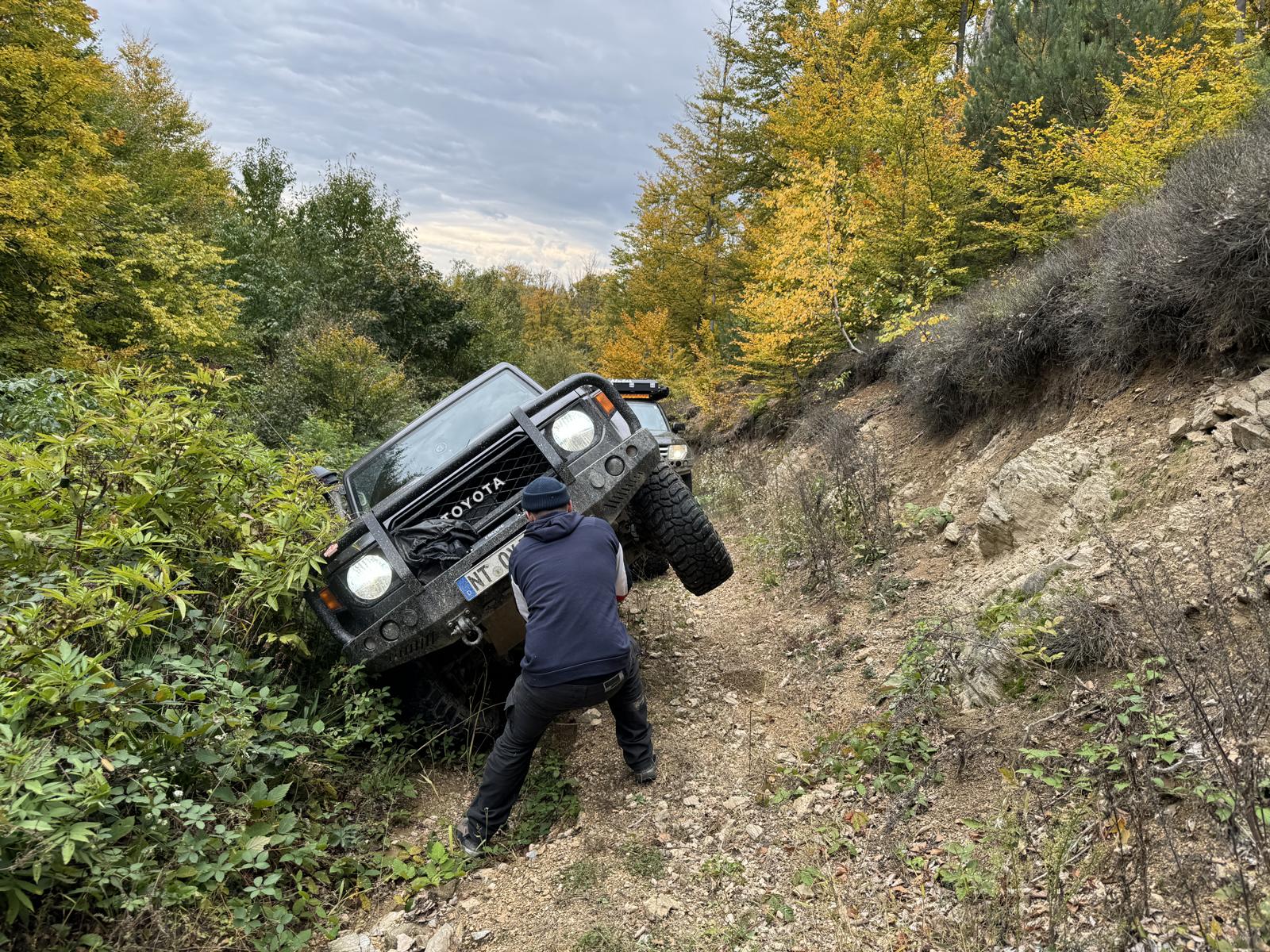 Rollover = Game Over – Wie du steile Offroad-Auffahrten sicher meisterst
