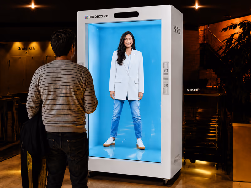 Life-size HoloBox holographic display for talent attraction at campus recruitment and career fairs