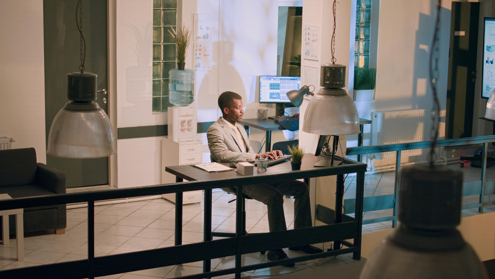 Workplace sharing: models, rules and tools for practice