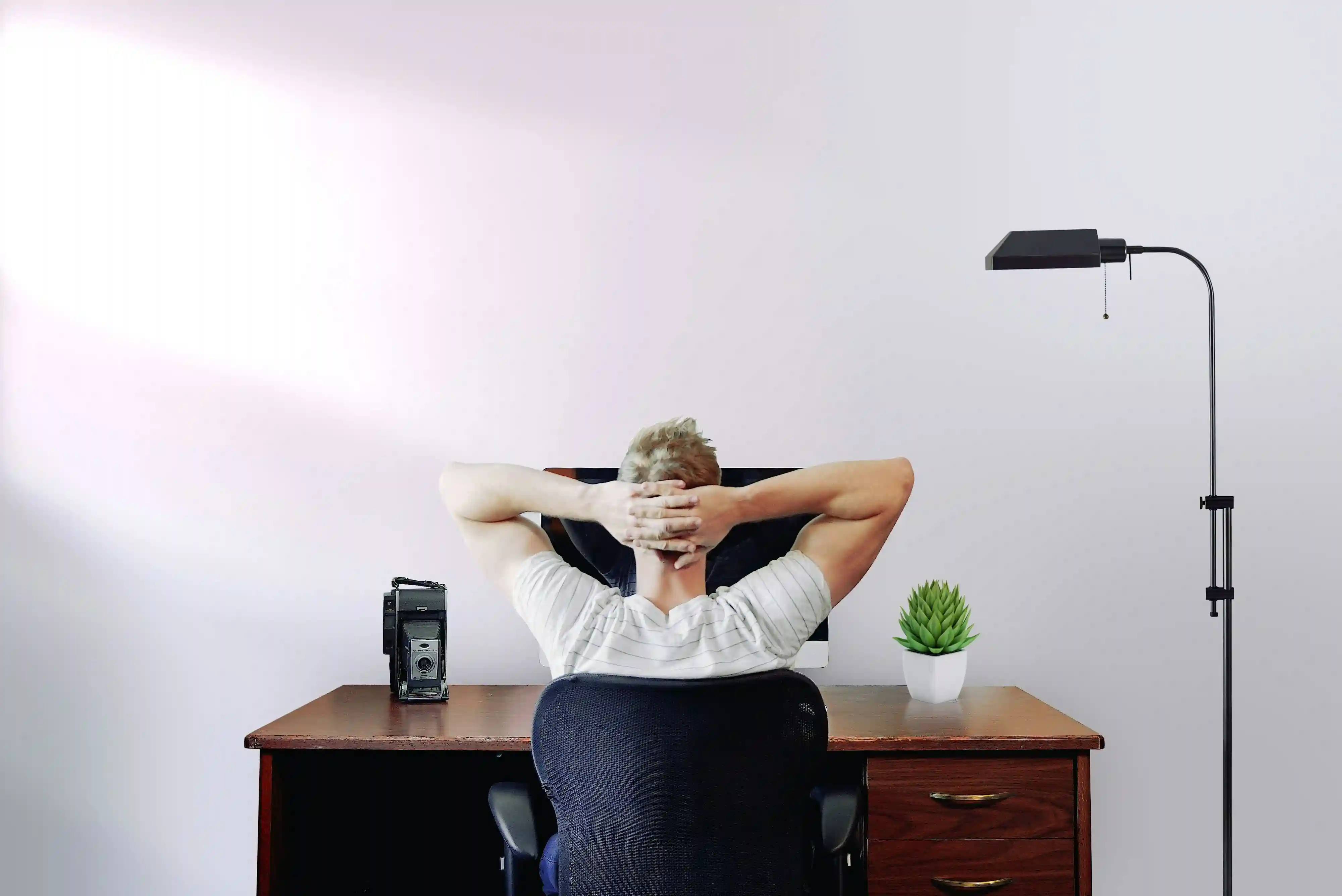 Alternating telework: definition, benefits, advantages and disadvantages