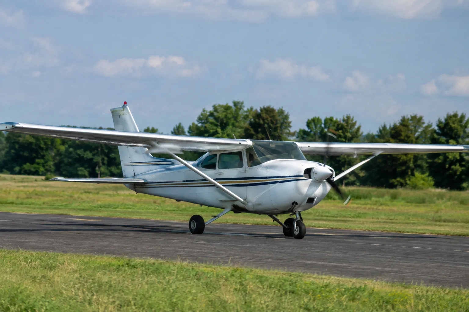 Things to Consider When Buying a Light Aircraft: A First-Time Owner Checklist