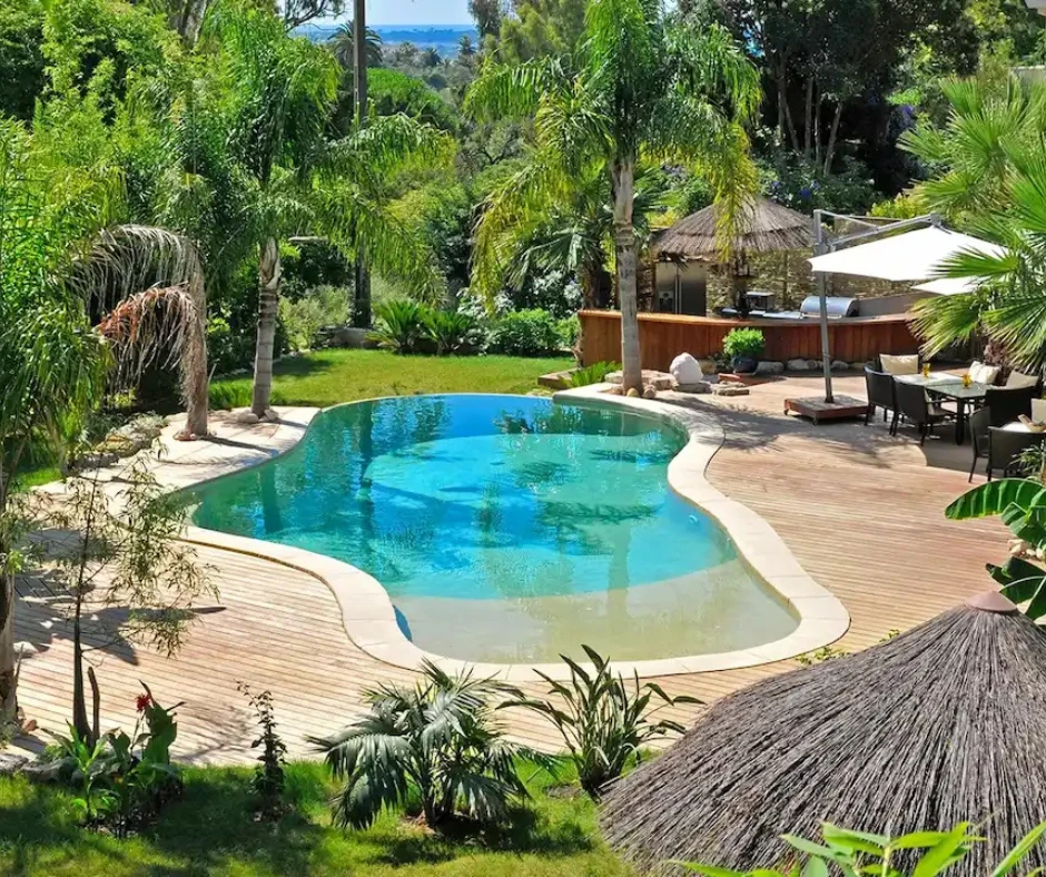 Pourquoi faire construire une piscine en béton armé ?