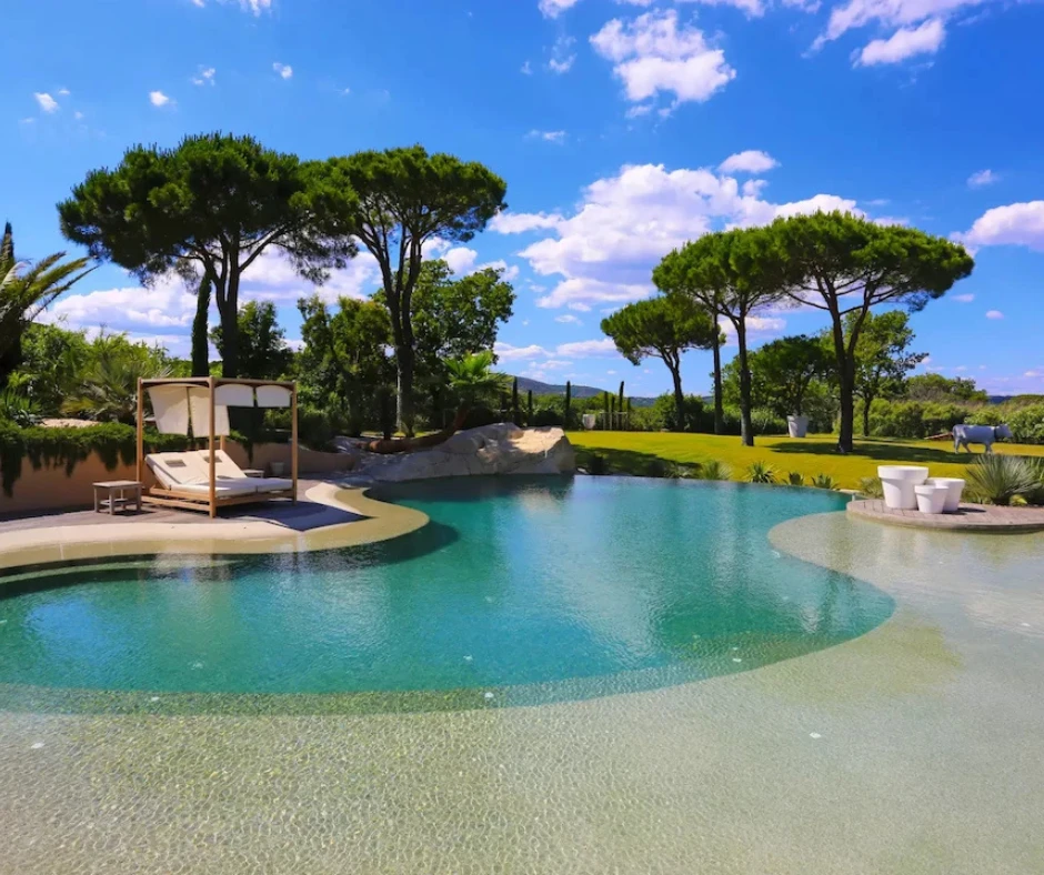 piscine en béton armé