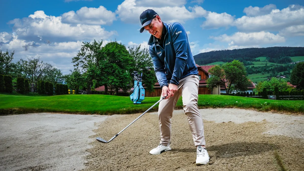 Golfer am Golfplatz in  Murau
