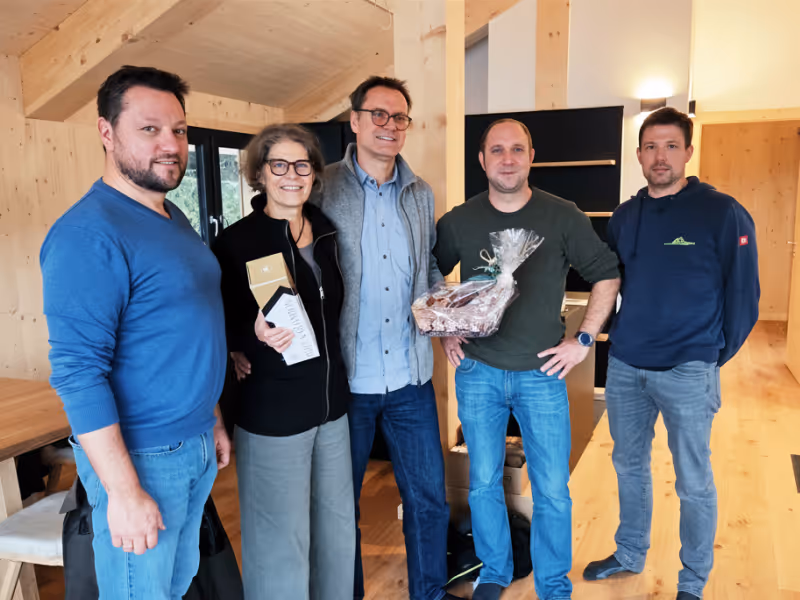 Zufriedene Almdorfbau Kunden
