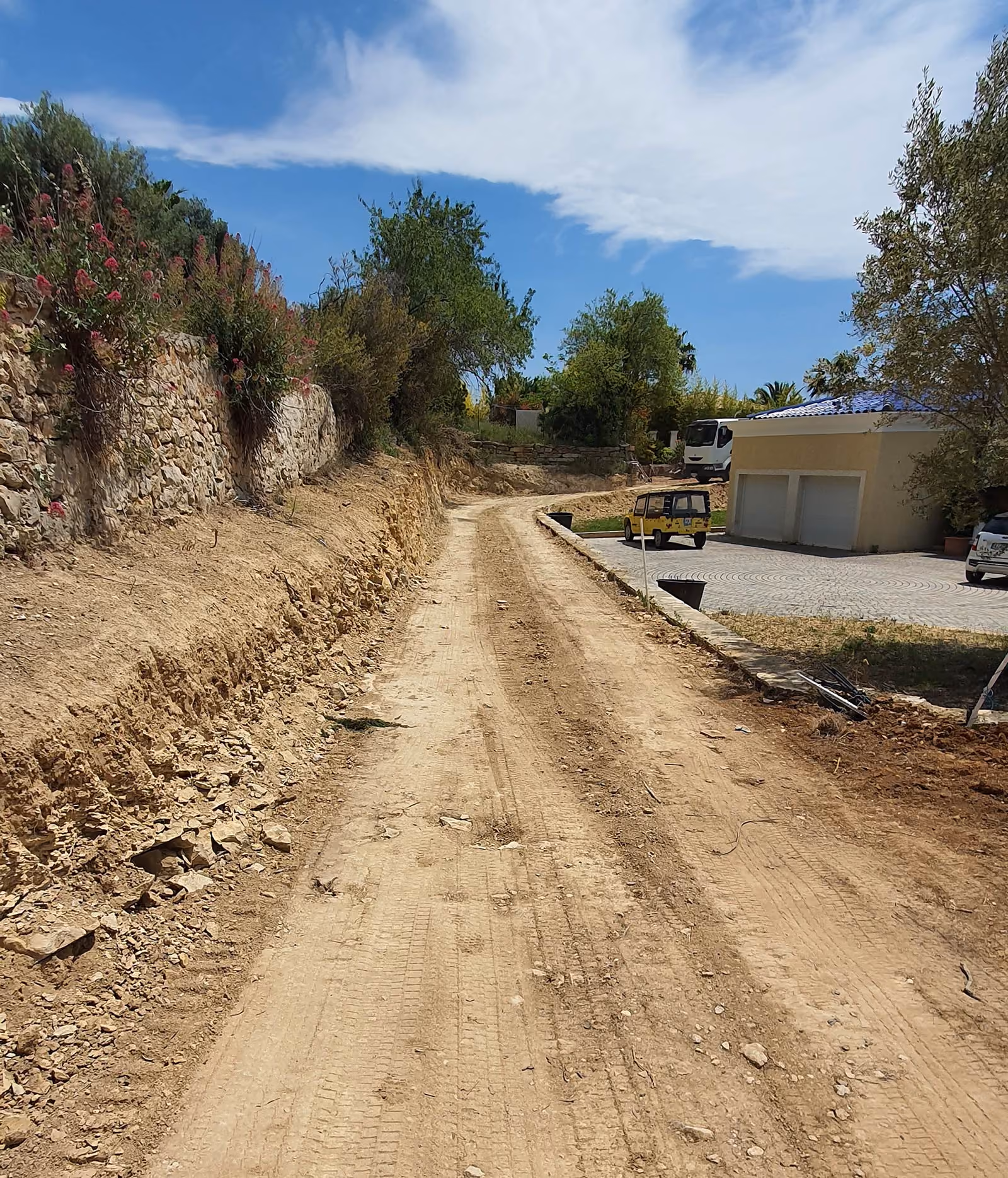 Un exemple de prestation de terrassement à Aubagne.
