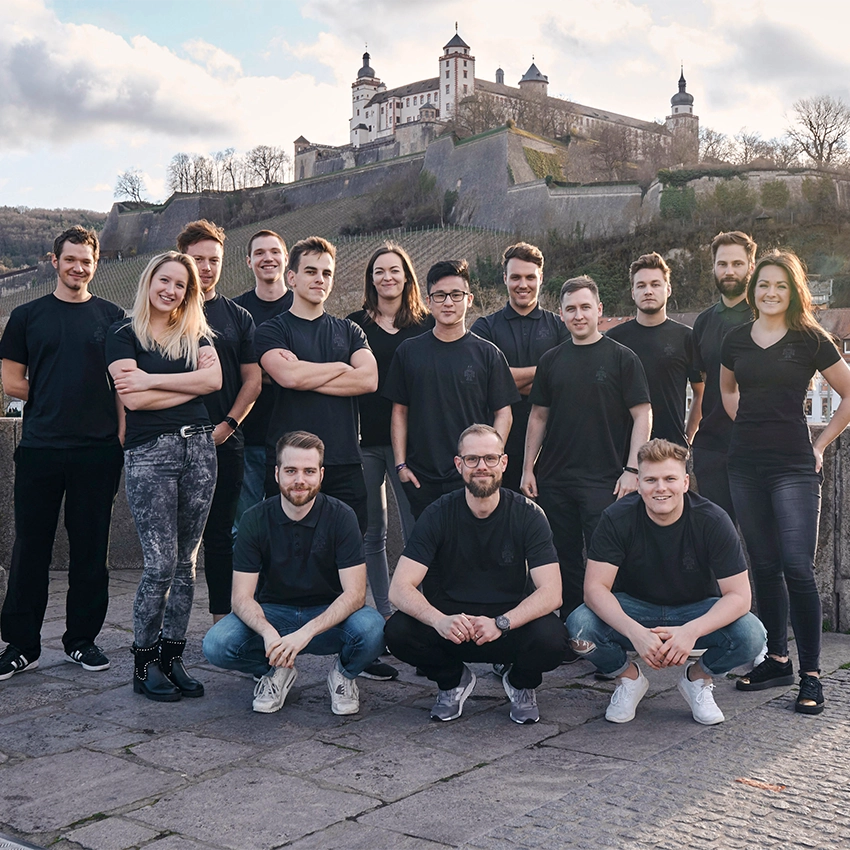 Team des Unternehmens BOTfriends - Beitragsbild von Lexware Tell Your Story