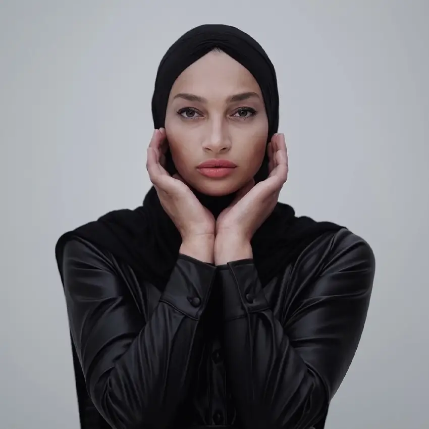 Portrait Meriem Lebdiri - Beitragsbild von Lexware Tell Your Story