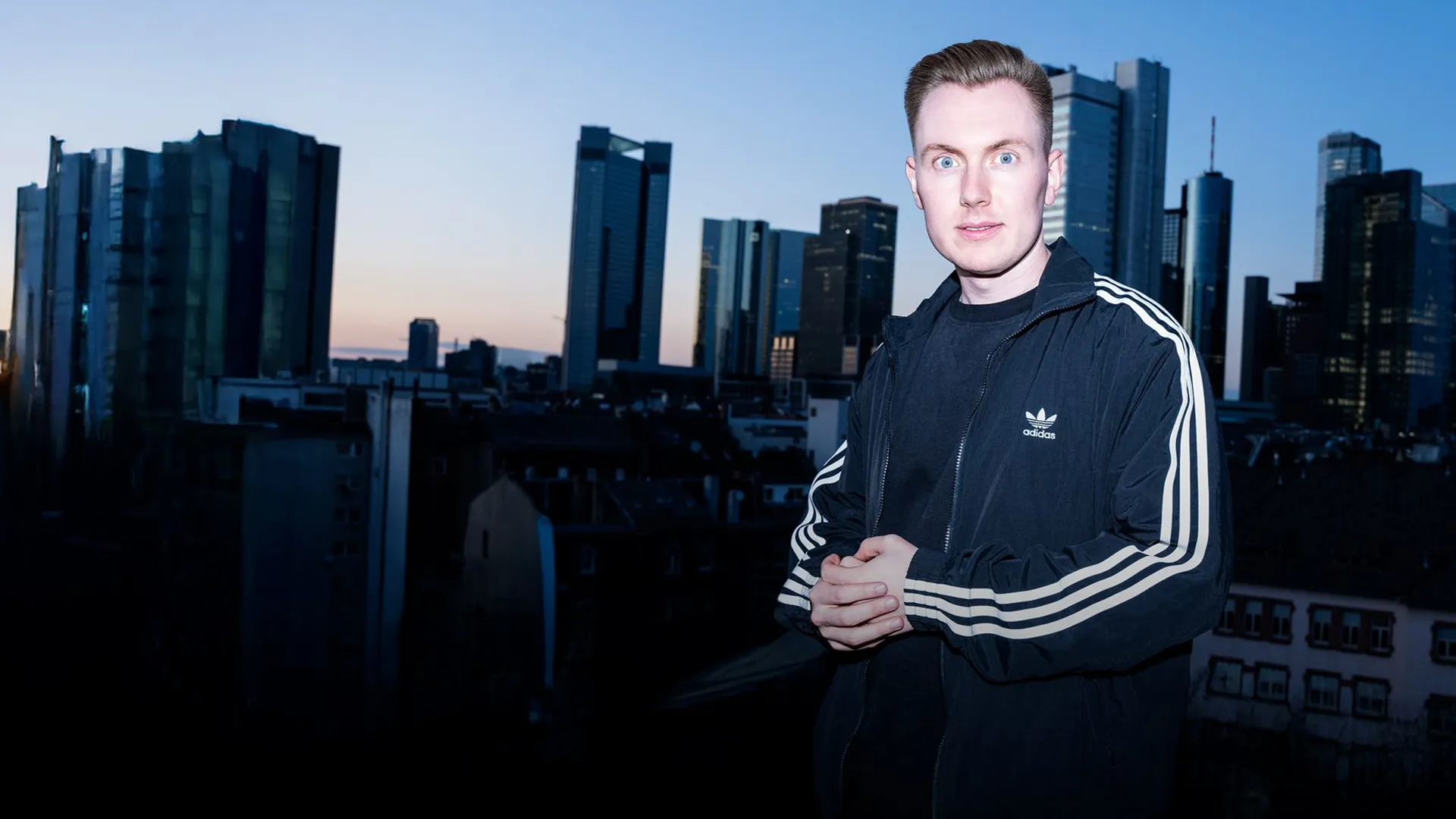 Tomatolix über den Dächern Frankfurts