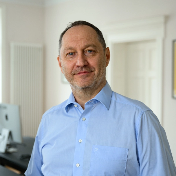 Dr. Jörg Storm ist Gründer von Dr. Jörg Storm Adivsory