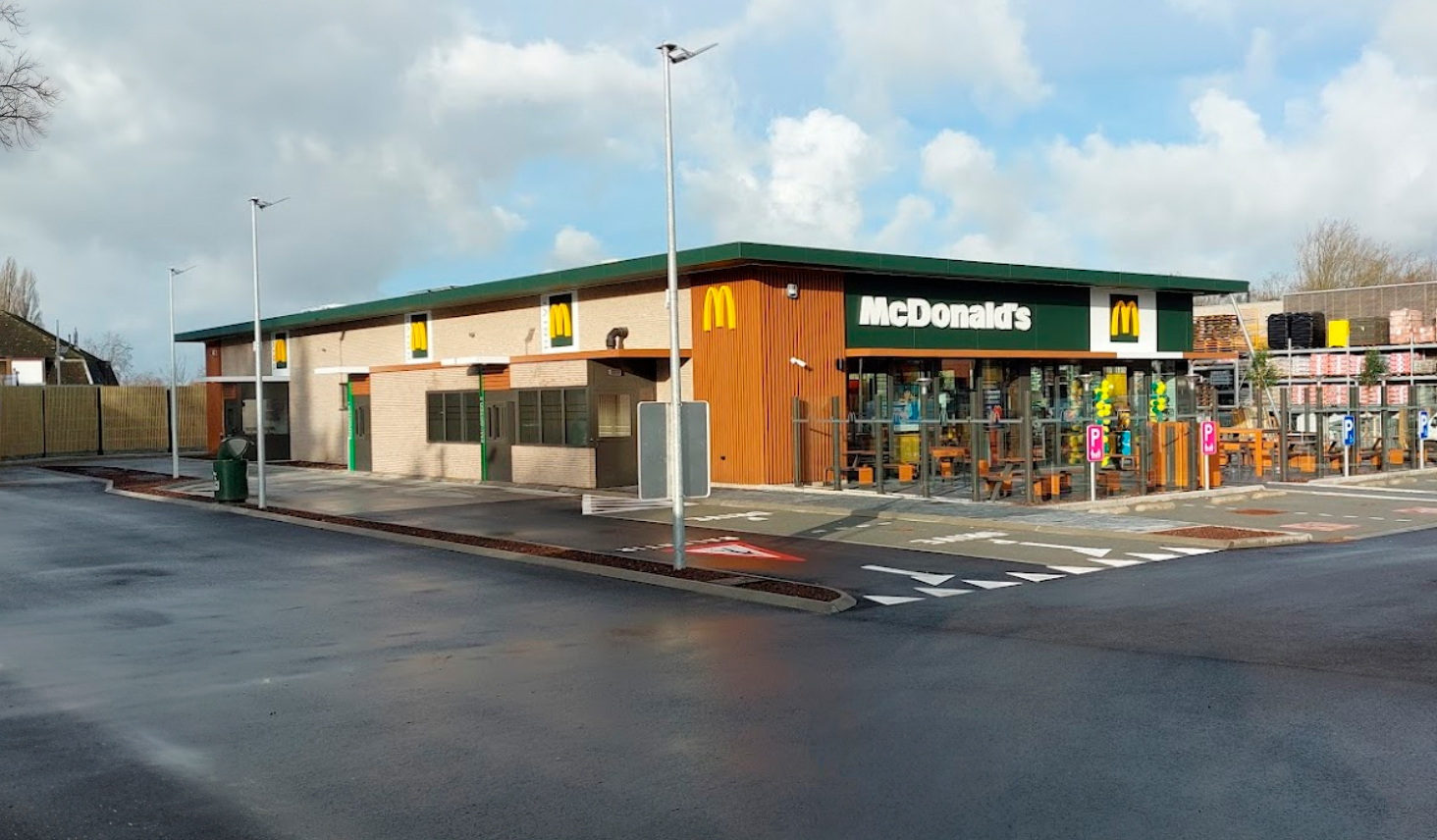 Noistop-Akustikzäune absorbieren Lärm für Drive-in-Restaurants