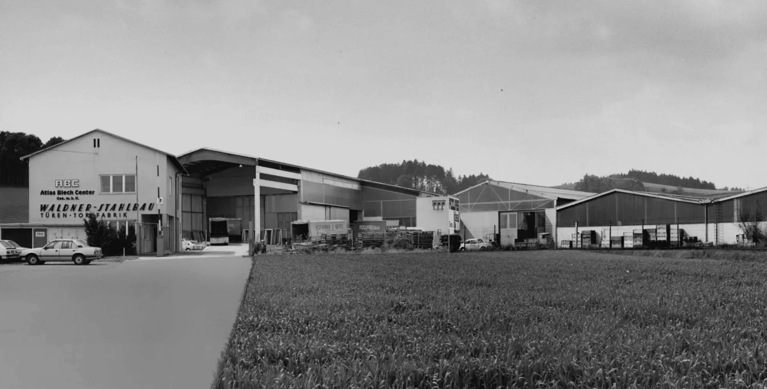 Historische Aufnahme des Atlas Blech Center aus dem Jahr 1980.