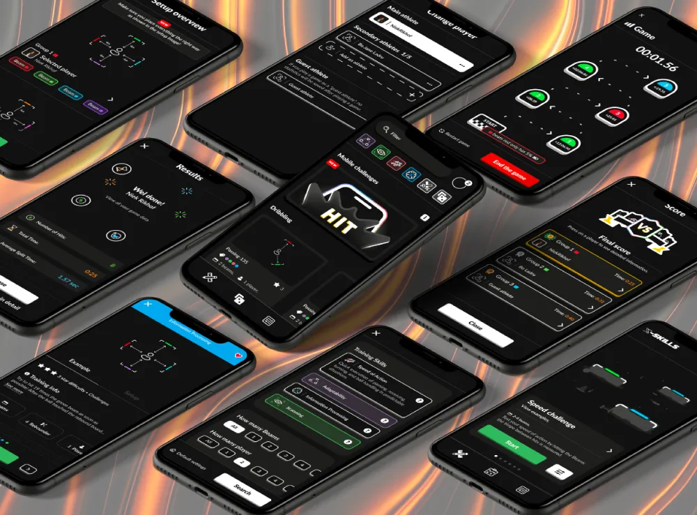 Meerdere smartphones tonen verschillende schermen van de X-Skills app, waaronder spelinstellingen, resultaten, challenges en score-overzichten, met een energieke oranje achtergrond.