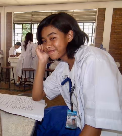 Young version of Laks Mie Abuel