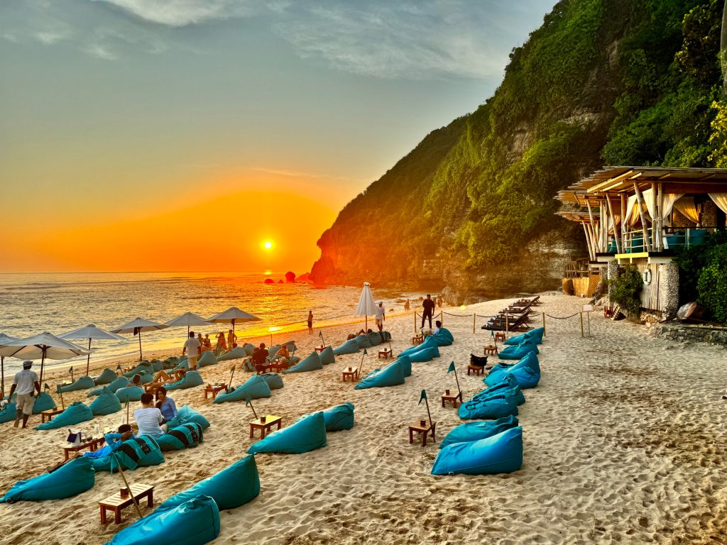 The 13 Best Day Clubs in Bali - The Wanderlust Times