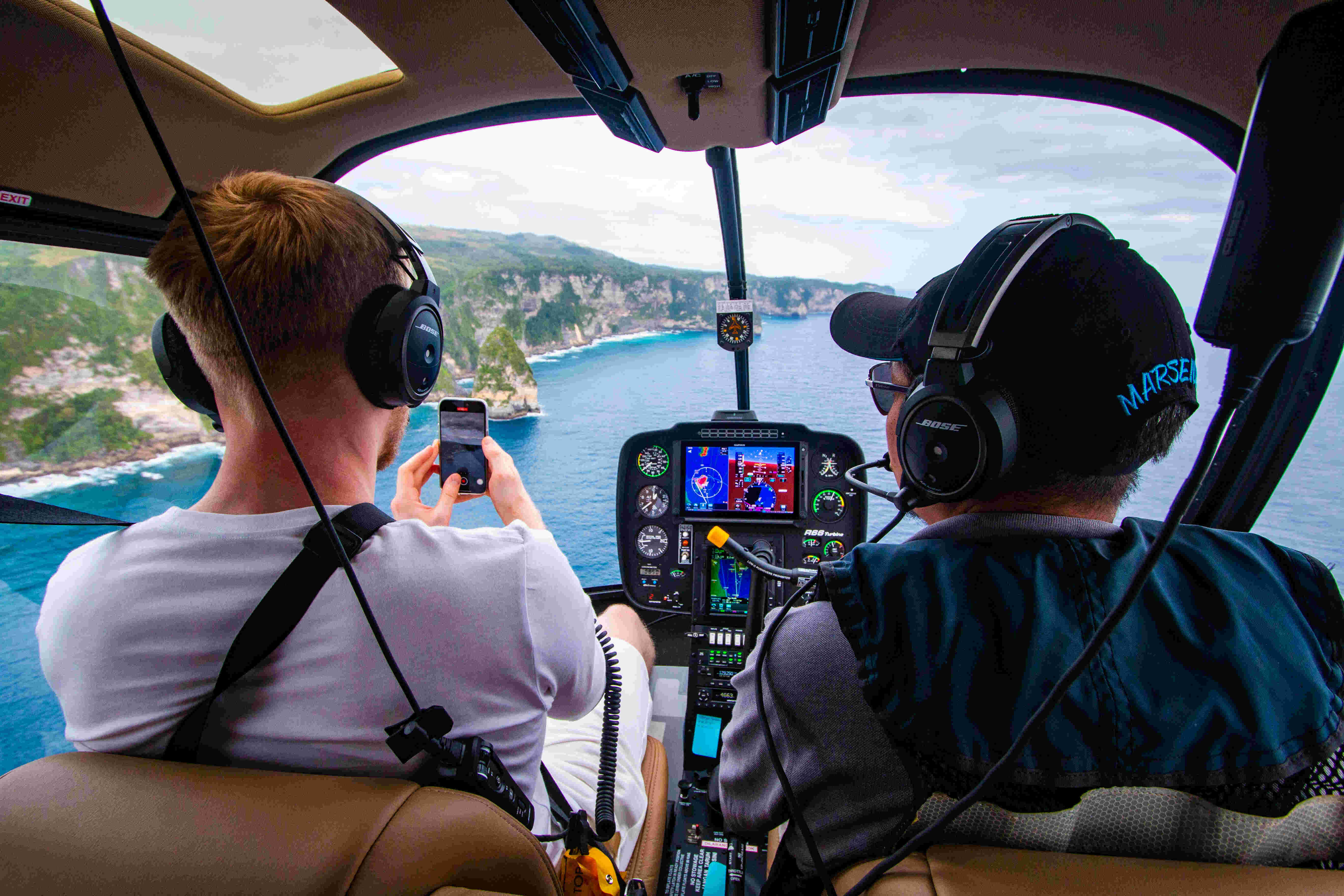 Nusa Penida Sky Escape: Helicopter & Island Tour