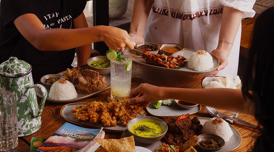 WAROENG BERNADETTE, Seminyak - Jl. Kayu Aya No.17 - Updated 2026 Restaurant Reviews, Menu, Prices, & Reservations - Tripadvisor