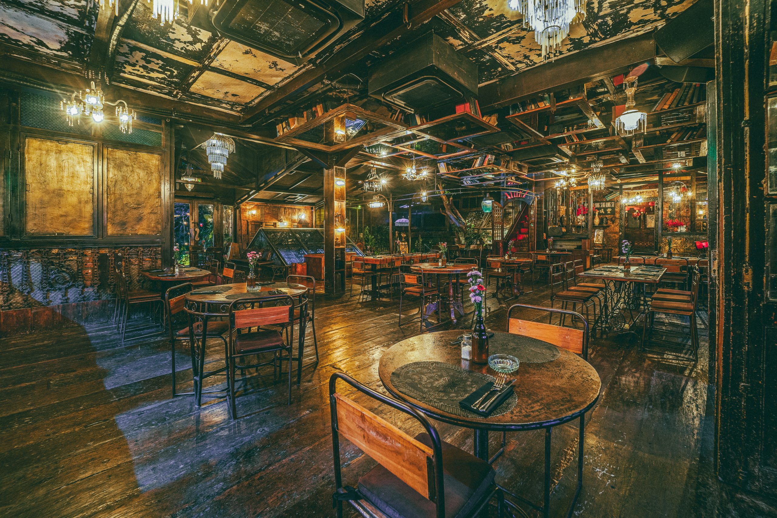 La Favela Bali - Eclectic Bar, Restaurant, and Nightclub in Bali