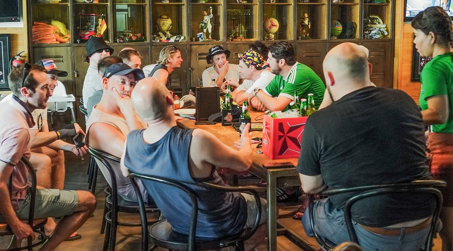 STADIUM CAFE & SPORTS BAR, Kuta - Restaurant Reviews, Photos & Reservations  - Tripadvisor