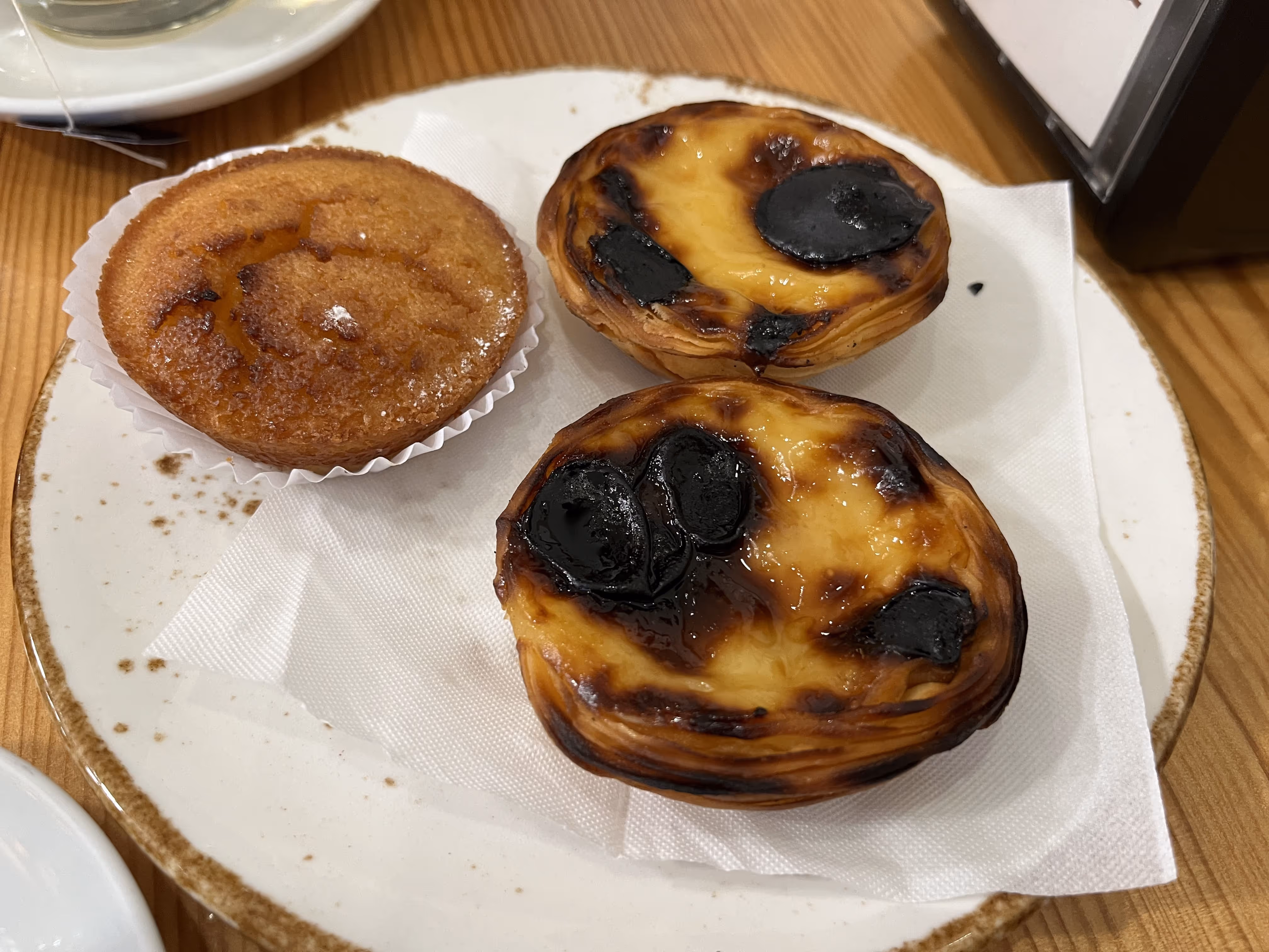 Pasteis de nata and ouriço in Ericeira