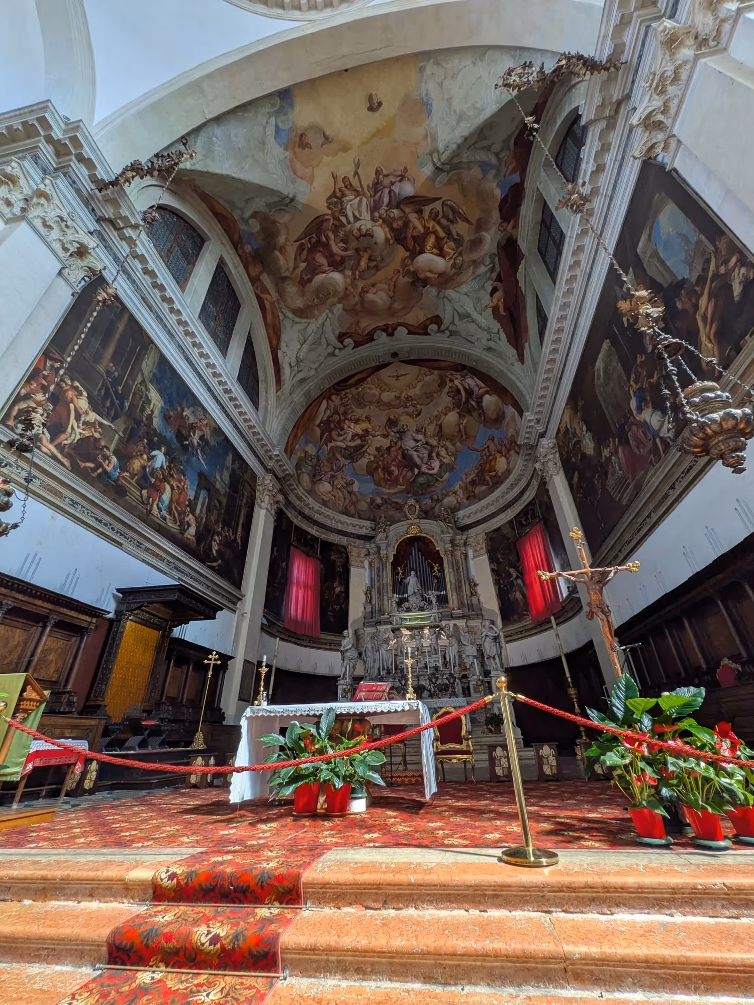 Cathédrale San Pietro di Castello intérieur