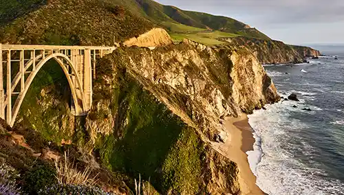 Download Smokeball's "The California Lawyer’s Guide to IOLTA Compliance" eBook