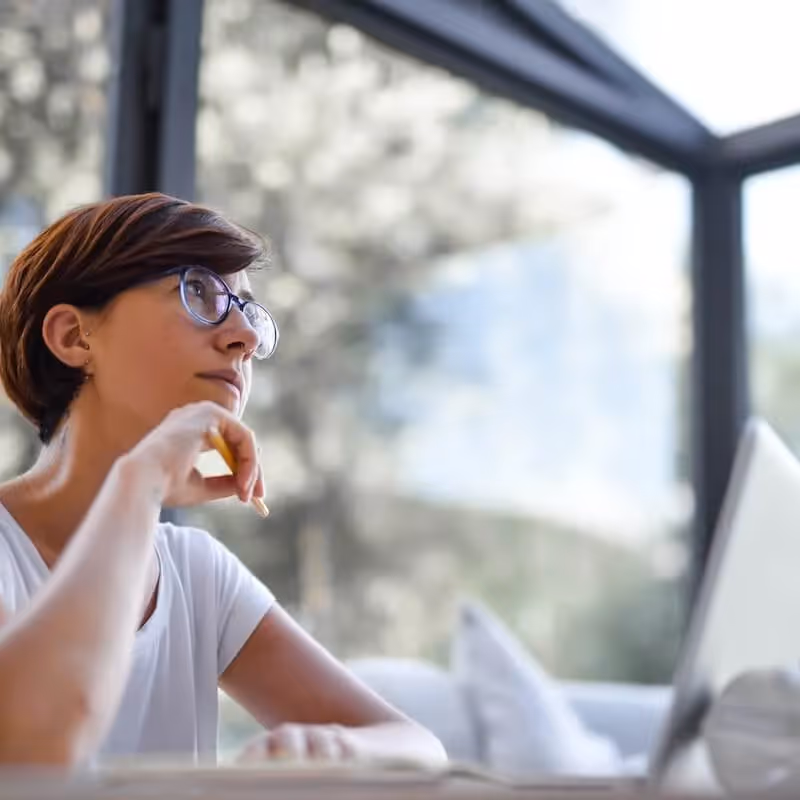 ¿Qué tan confiable es Claire de Invex? Opiniones, beneficios y todo lo que necesitas saber