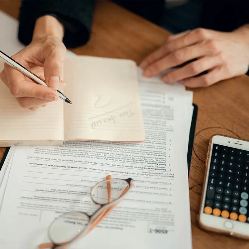 Aprovecha las Deducciones Personales y Reduce tus Impuestos este 2025