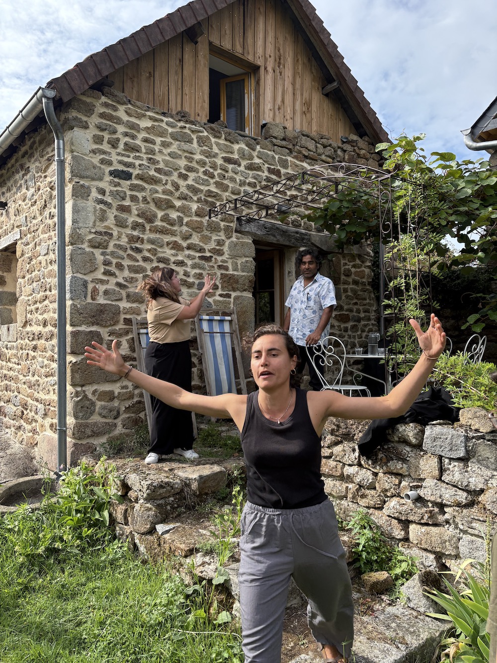 Photo by Simón Hanukai