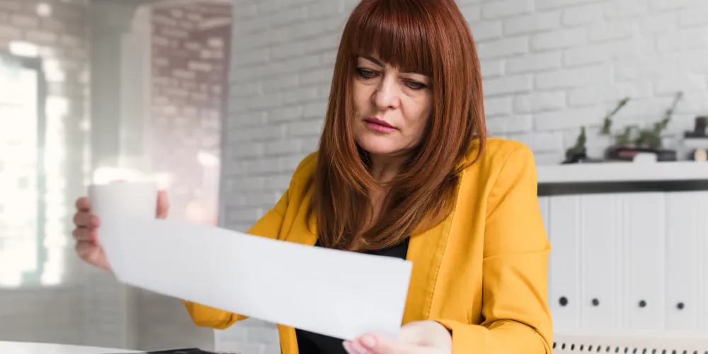 Facture de doit : définition, mentions légales et comptabilisation