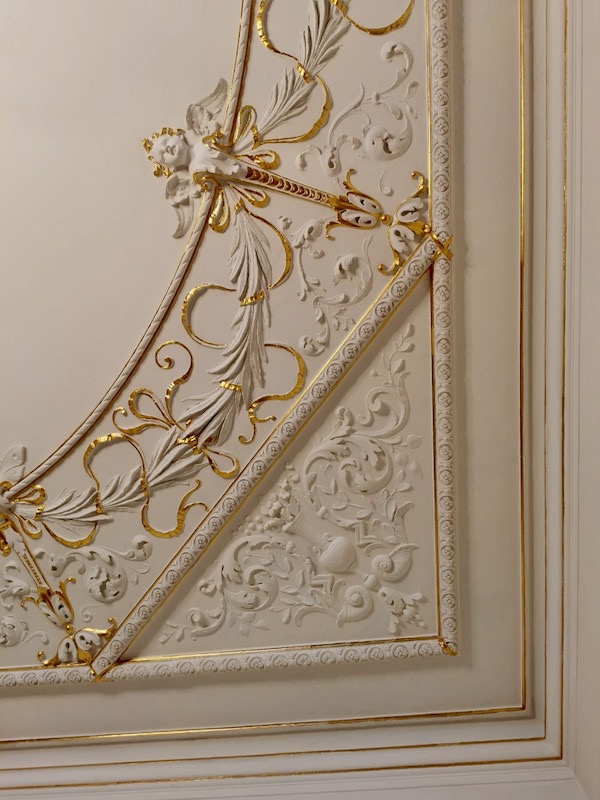 Vergoldung und Rekonstruktion historischer Malereien – Preys Wien