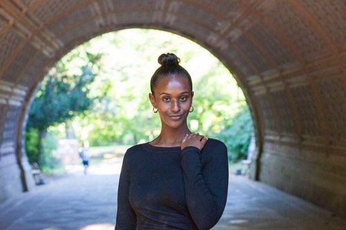 WOMAN ATTACKED BY MAN WITH A BRICK IS REPORTEDLY A SERIAL SCAMMER!