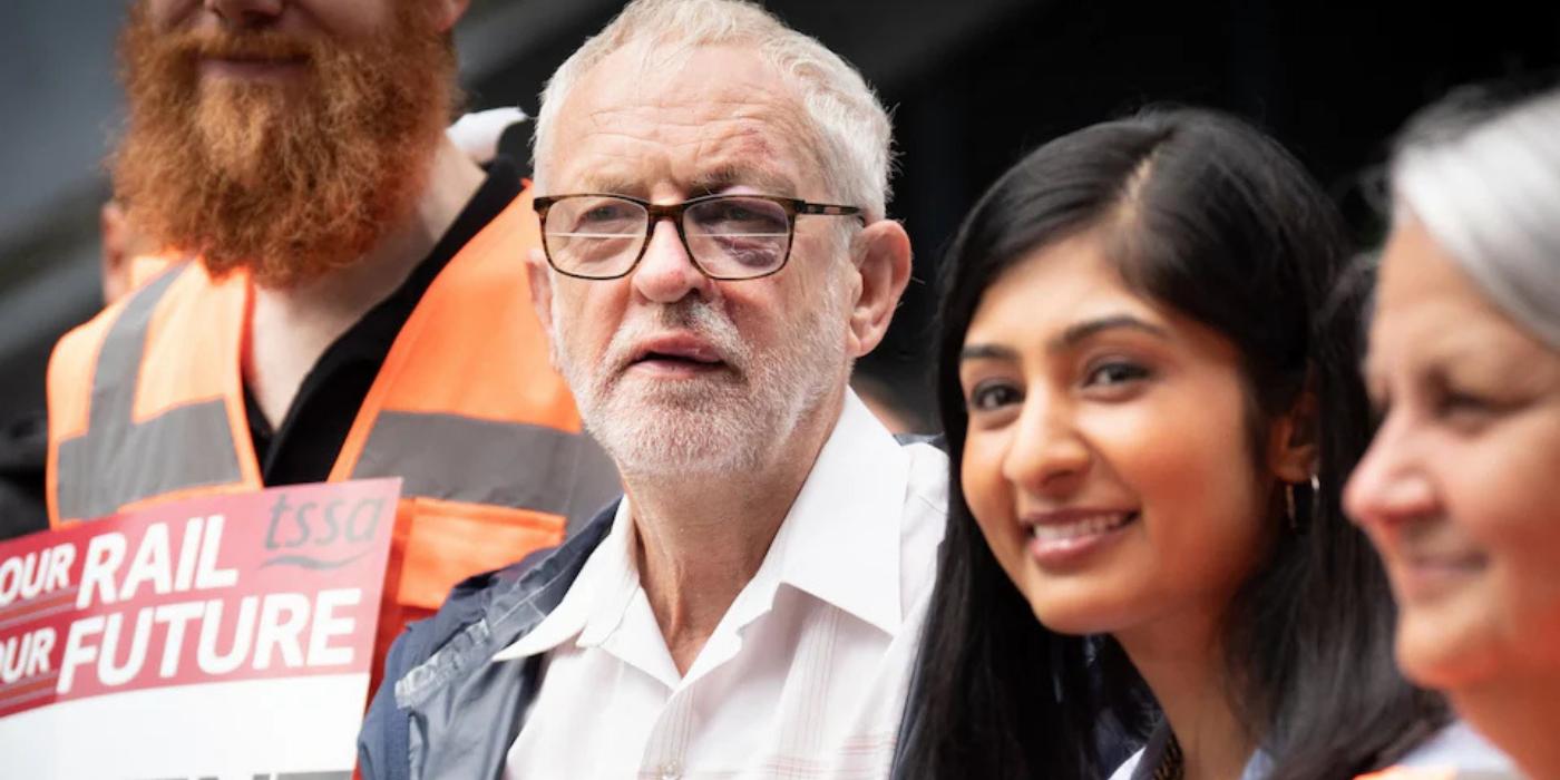 JEREMY CORBYN CLAIMS NEW LEFT‑WING PARTY HITS 200,000 SIGN‑UPS IN 24 HOURS