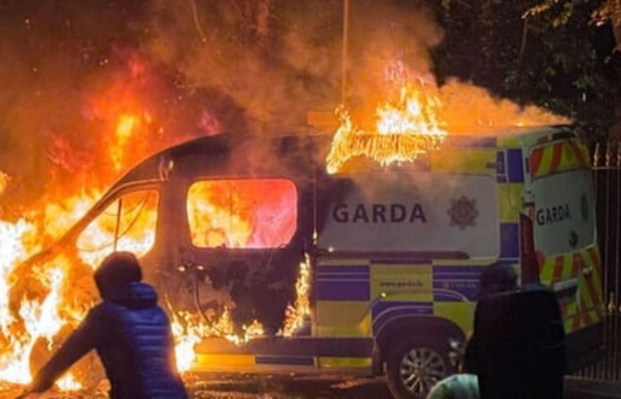 DUBLIN ERUPTS: POLICE VAN SET ON FIRE AS PROTESTS BREAK OUT OVER ALLEGED ASSAULT