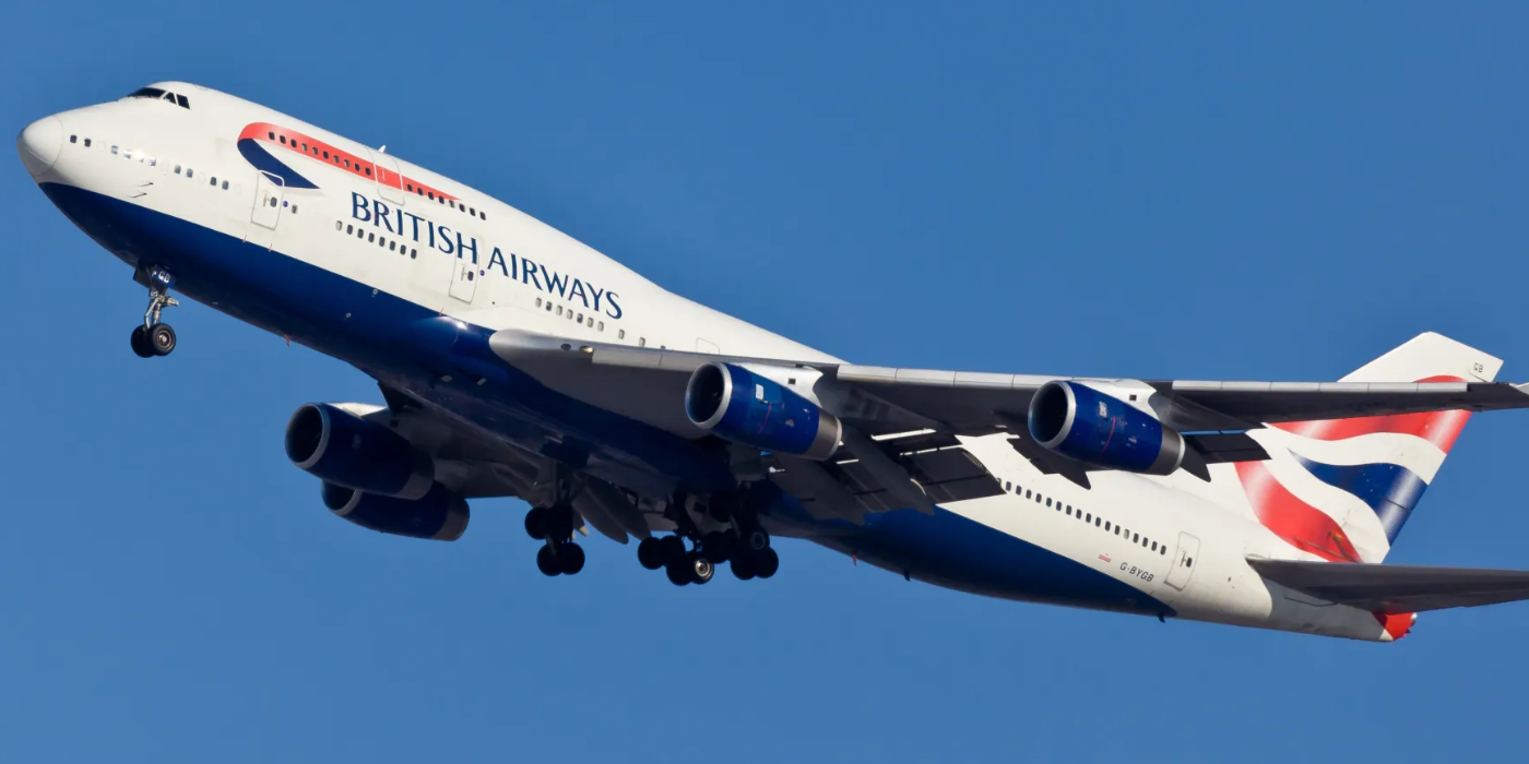 BRITISH AIRWAYS CREW HOSPITALISED AFTER PASSENGER GIVES THEM MARIJUANA GUMMIES