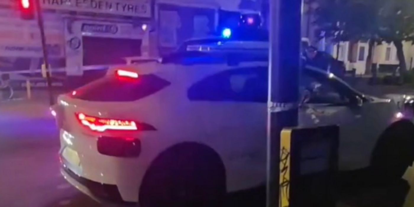 DRIVERLESS TAXI DRIVES INTO ACTIVE DOUBLE STABBING CRIME SCENE