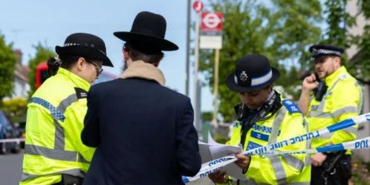 MET POLICE CREATES DEDICATED TEAM OF OVER 100 OFFICERS TO PROTECT JEWISH LONDONERS