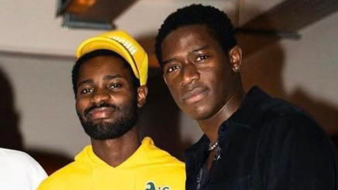 ACTOR DAMSON IDRIS AND DAVE PLEDGE THEIR LOVE FOR MANCHESTER UNITED AFTER ARSENAL WIN
